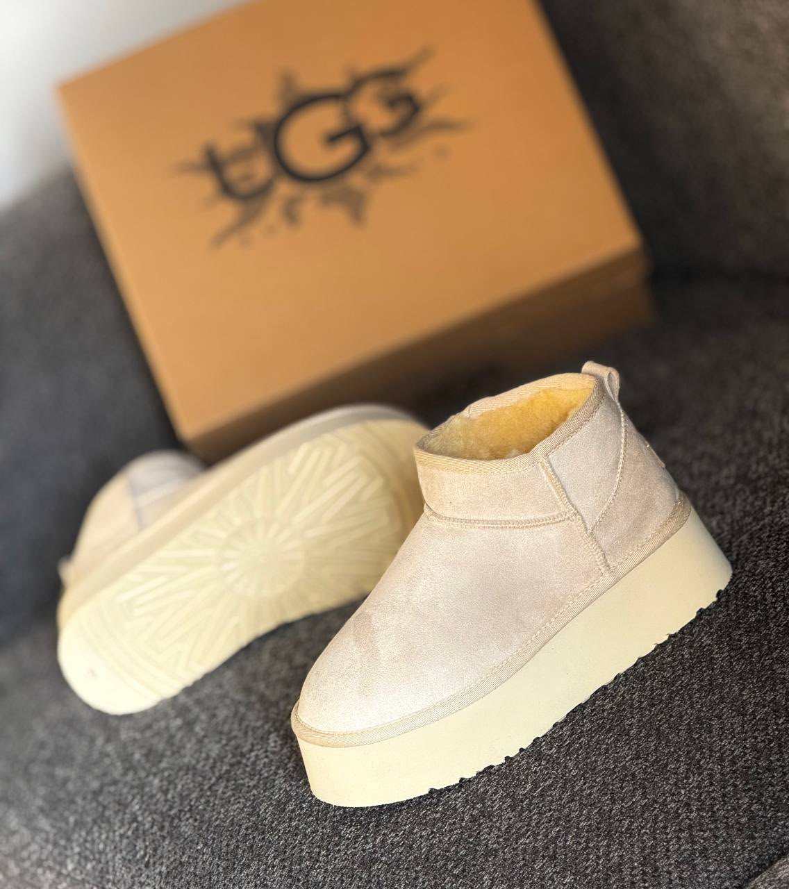 Ugg Bot